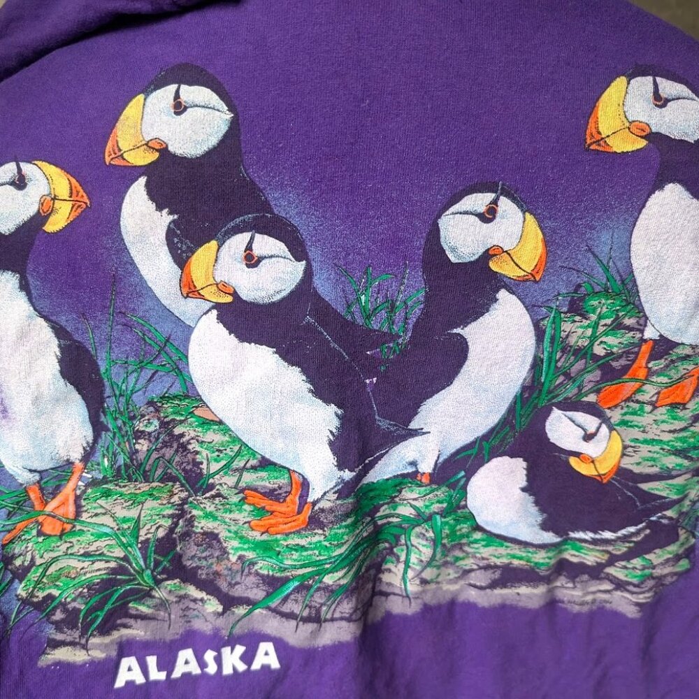 Vtg XL Alaska Puffin Purple Tee Graphic like new! - Picture 2 of 7